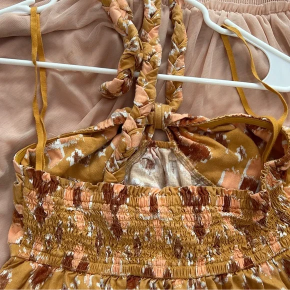 Aerie Tan and Pink Tiered Bubble Maxi Dress - Picture 5 of 6